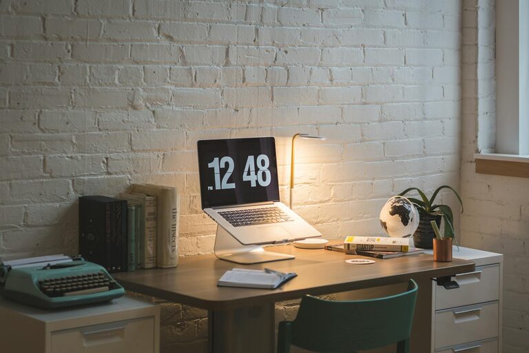 Tips for Creating a Comfortable and Productive Home Office Space