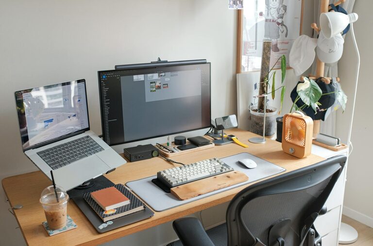 How to Create an Organized and Productive Home Workspace